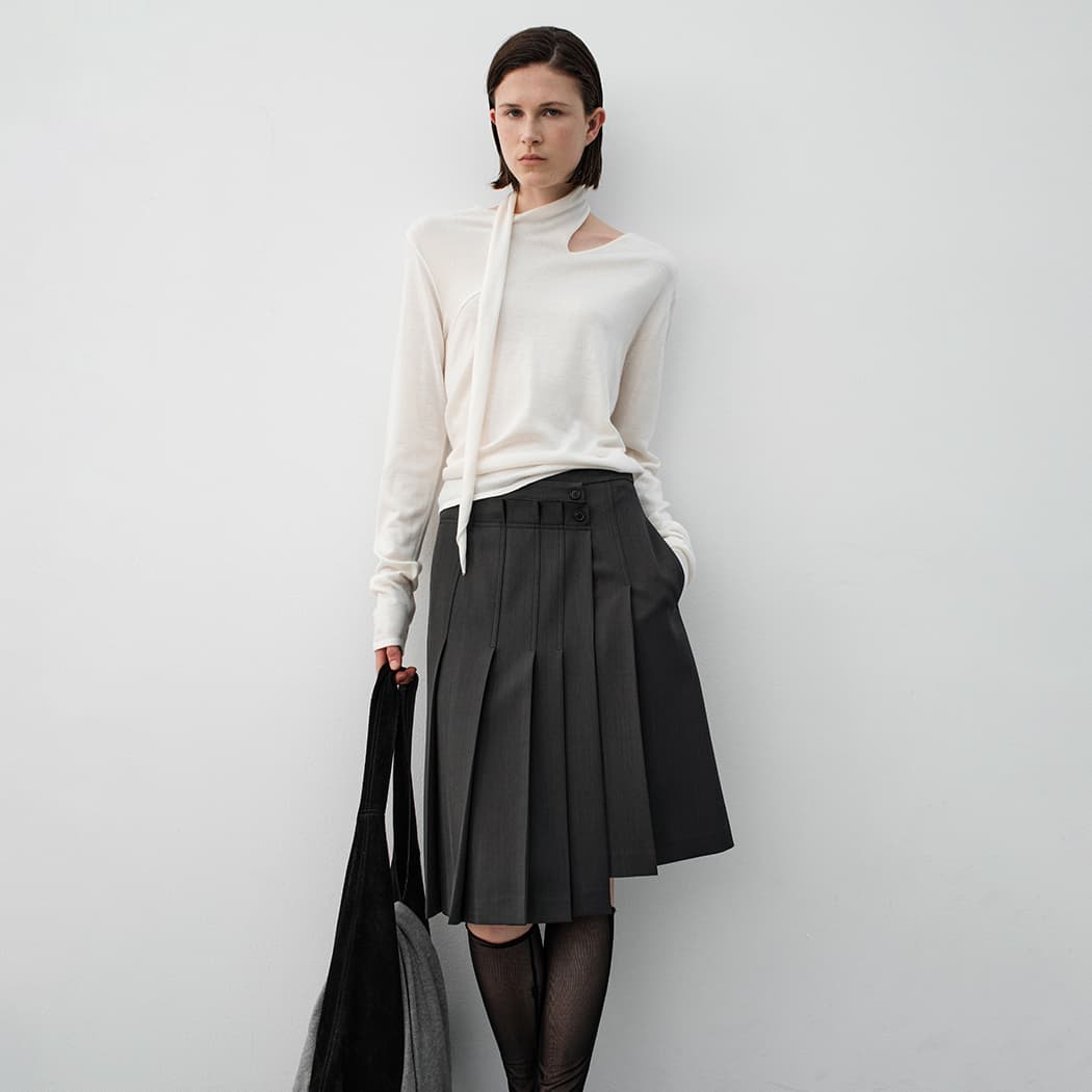 (SK-5038)PLEATED COVERED DIAGONAL SKIRT