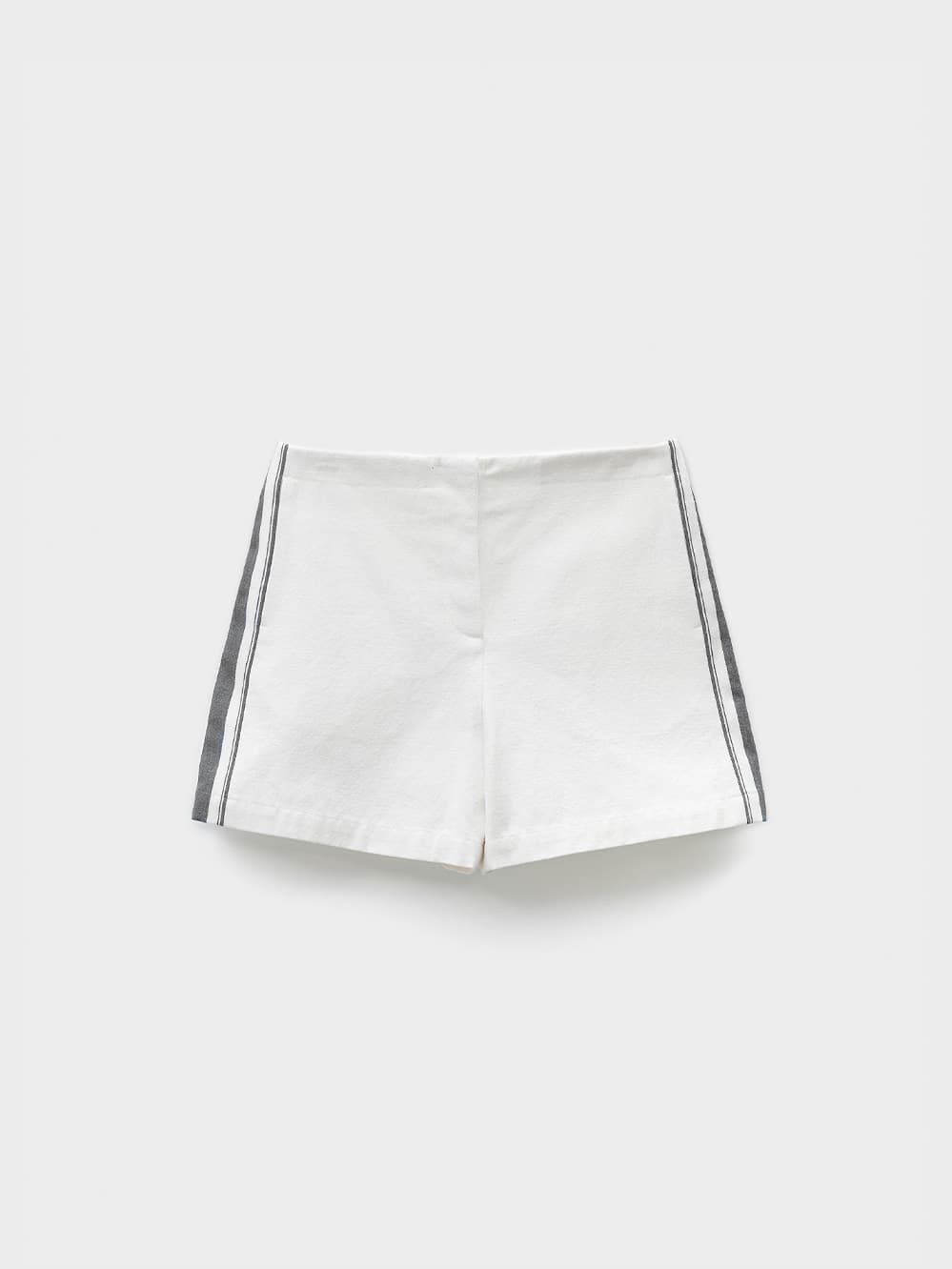 Striped Shorts_Charcoal Stripe