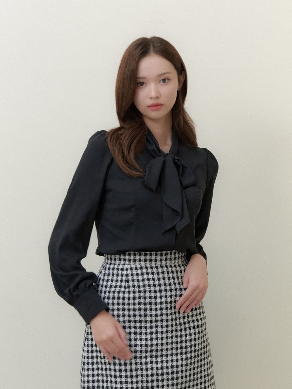Ribbon-tie Blouse(LL) / Black(4color)
