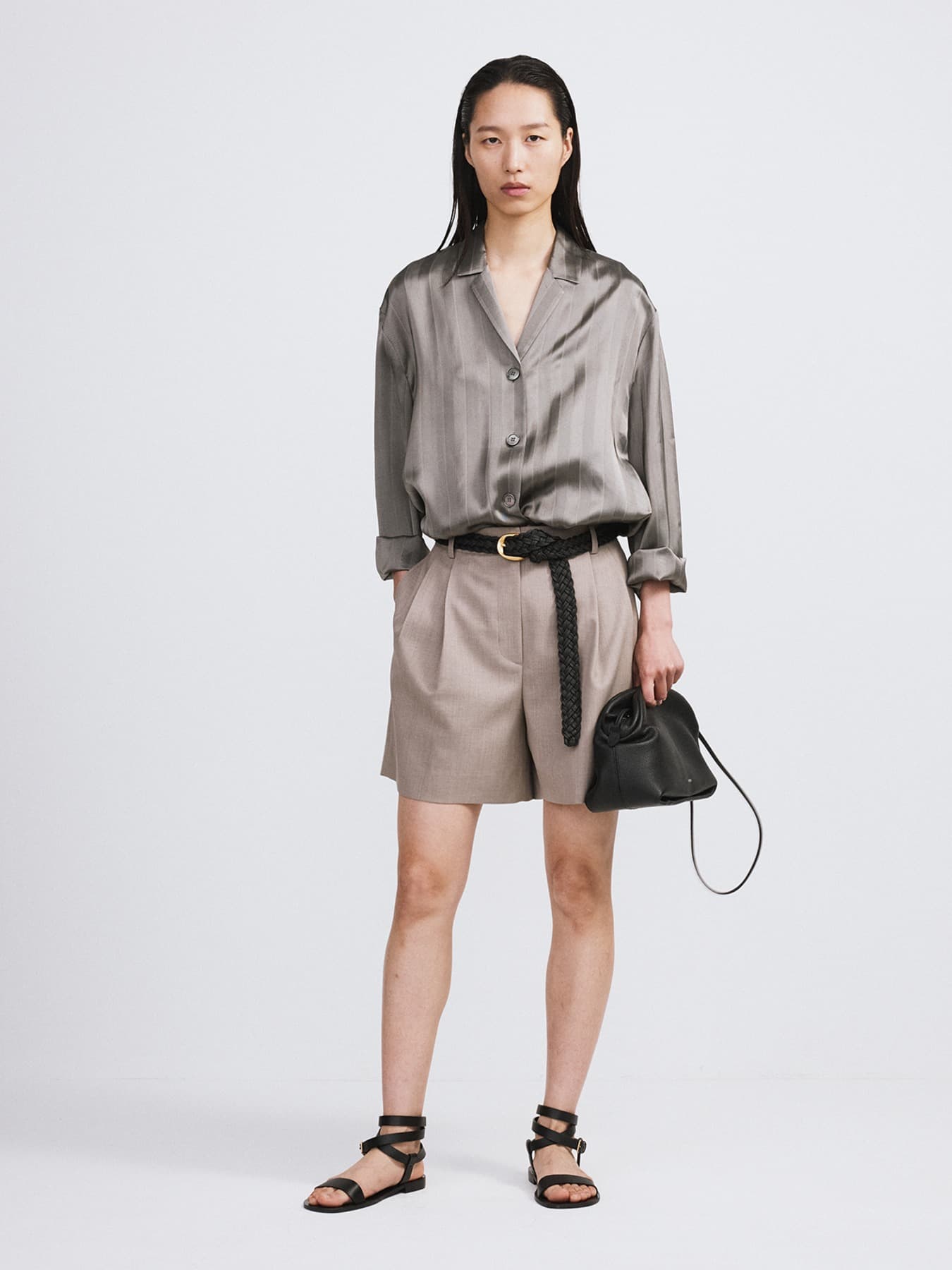DOUBLE PLEATED SHORTS (SEPIA GREY)