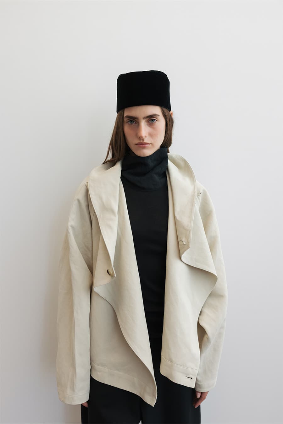 SCULPTURED JACKET [IVORY]