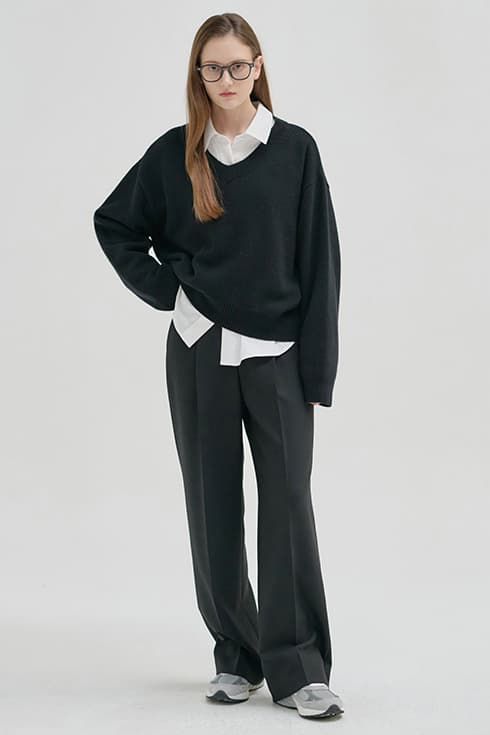 25FN relax-fit v-neck pullover [BK]
