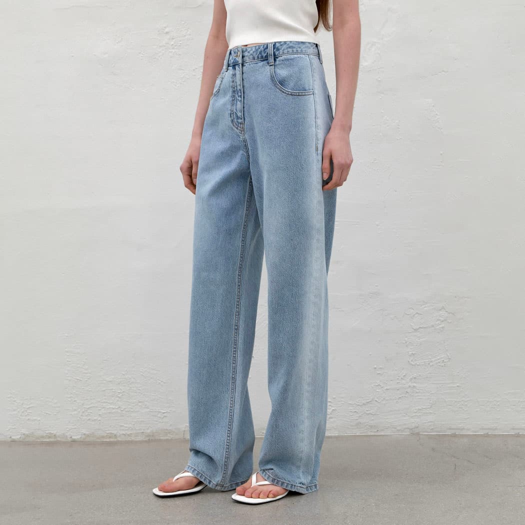 (PT-5674)SIDE BLEACH STRAIGHT JEAN