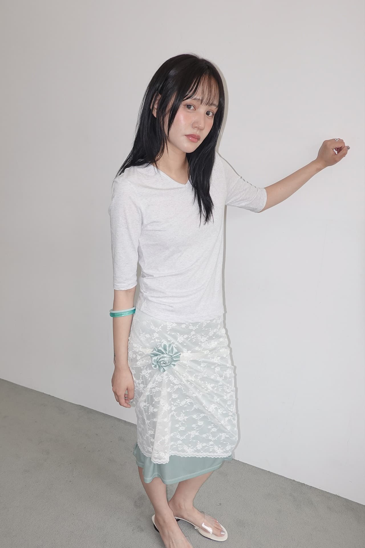 V-NECK MID SLEEVE T-SHIRT_WHITE MELANGE