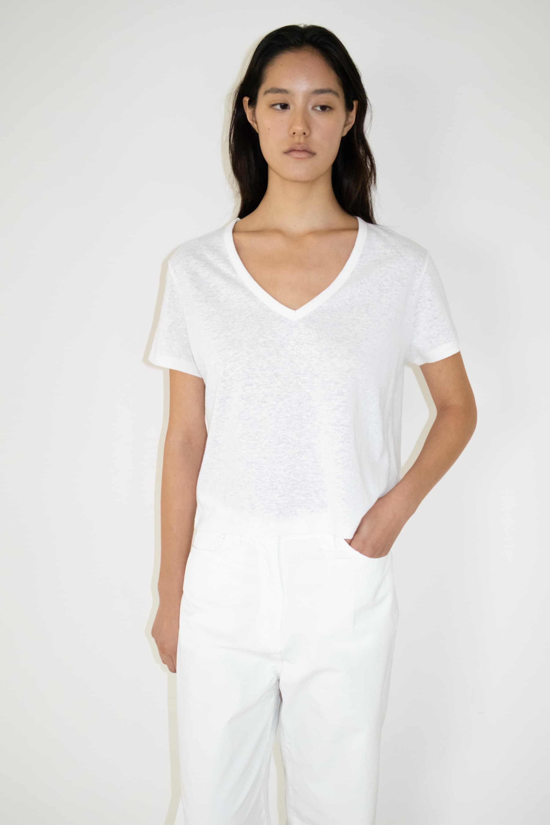 Linen Deep V-Neck T-shirt (White)