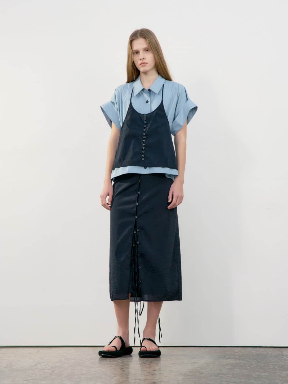 See-Through Button Loop Skirt_Black