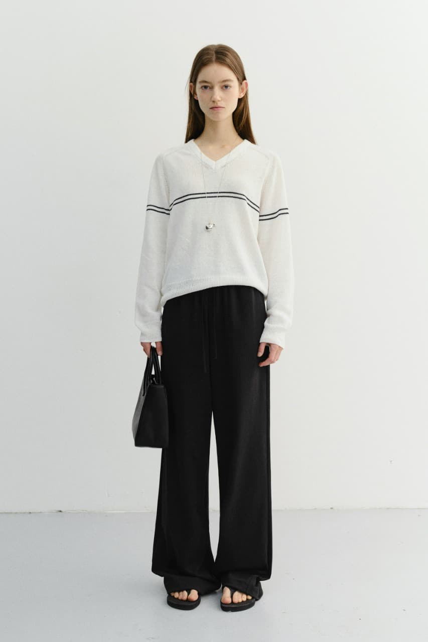 UNISEX V-NECK STRIPED SWEATER CREAM_UDSW6B124CR