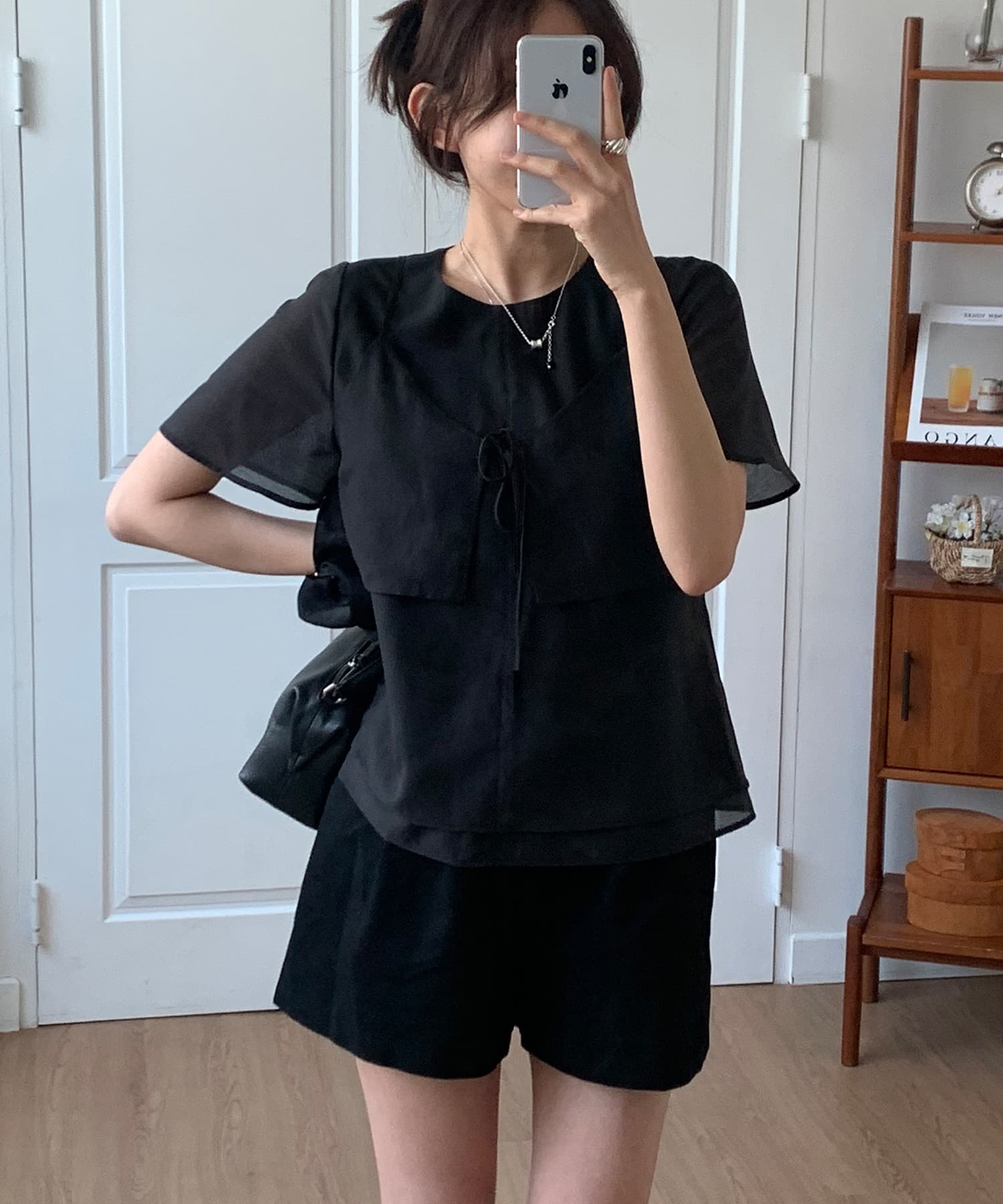 시어 레이어 뷔스티에 블라우스 [BLACK]