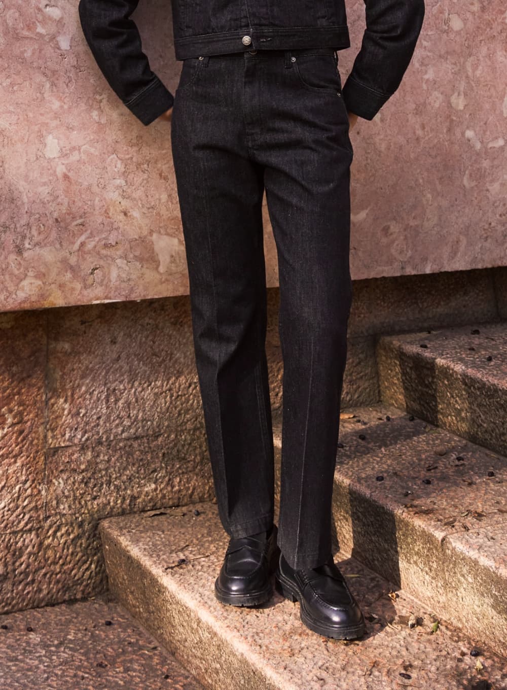 (W) Classic Nonfade Straight Denim Pants - Black