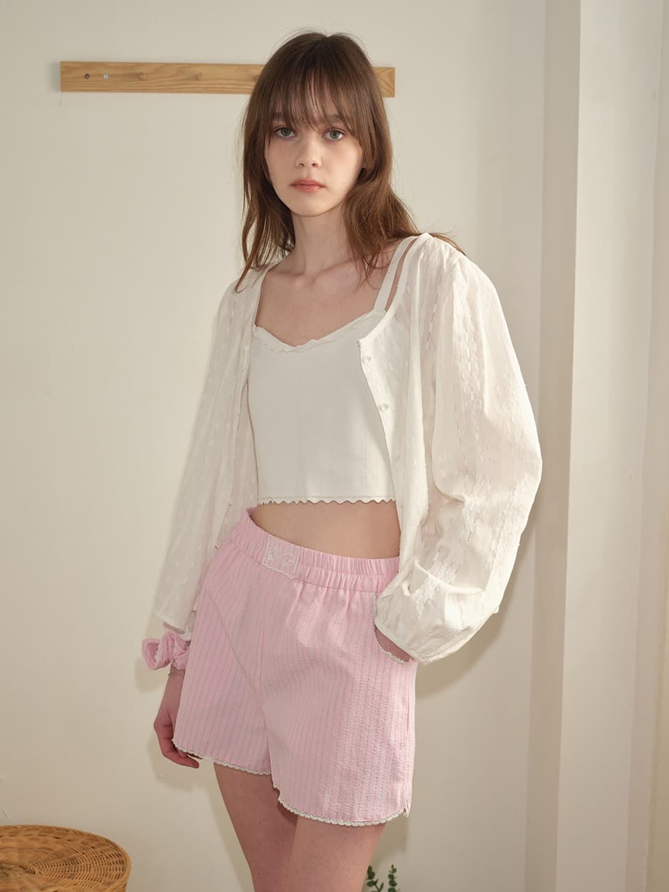 STRIPED LACE SHORTS (PINK)