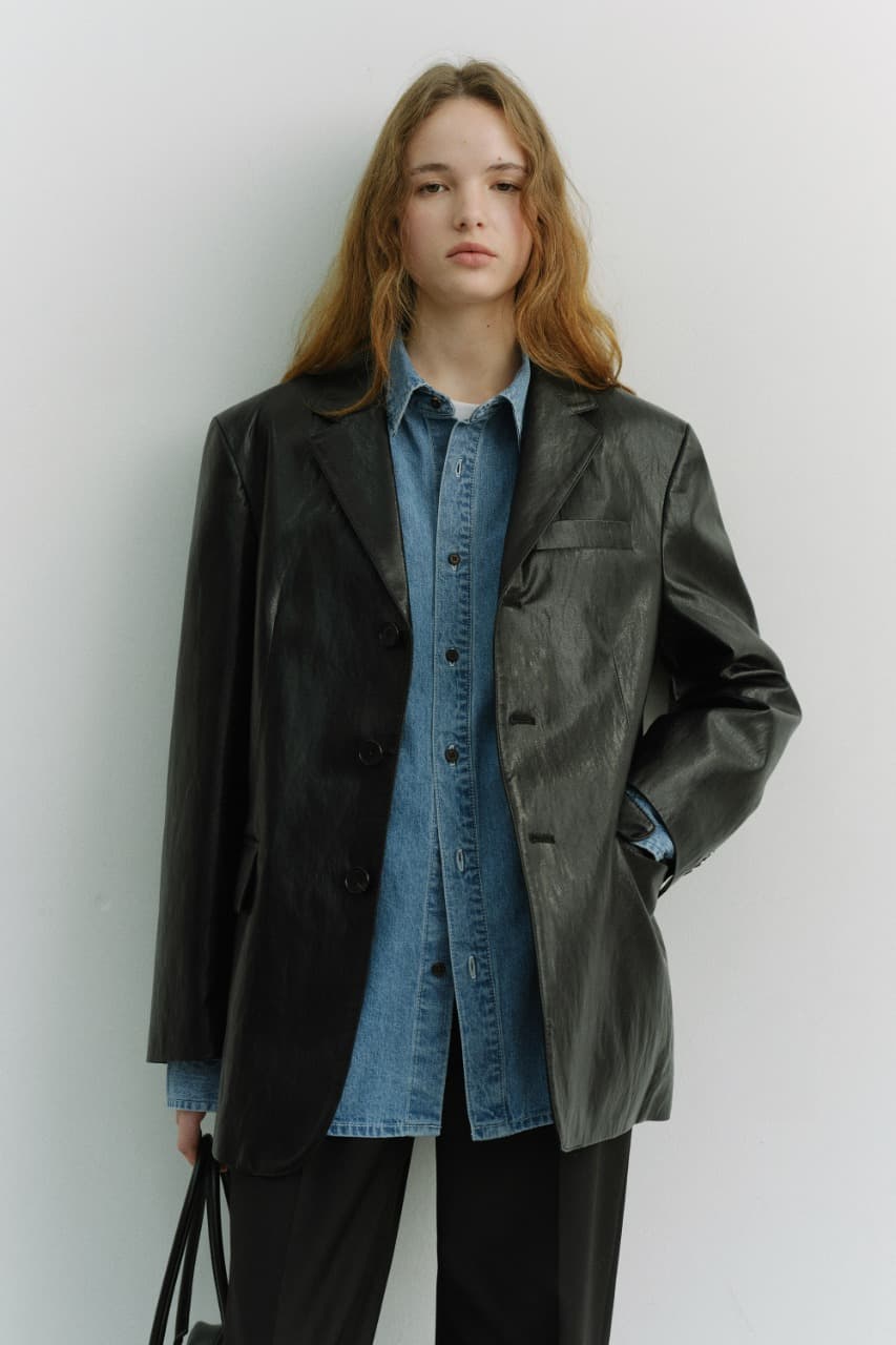 UNISEX 3 BUTTON ALTER-LEATHER BLAZER BLACK_UDJA6A105BK
