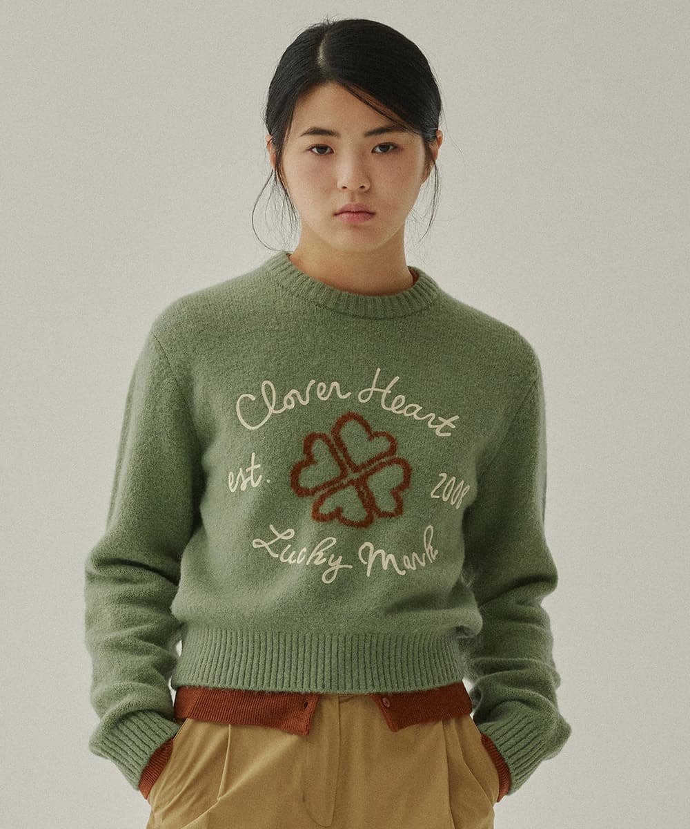 우먼 클로버하트 그래픽 니트 Sage Green