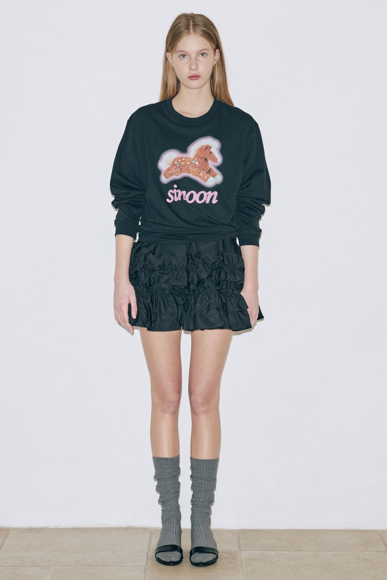 Horse Beads Long Sleeve (Black)
