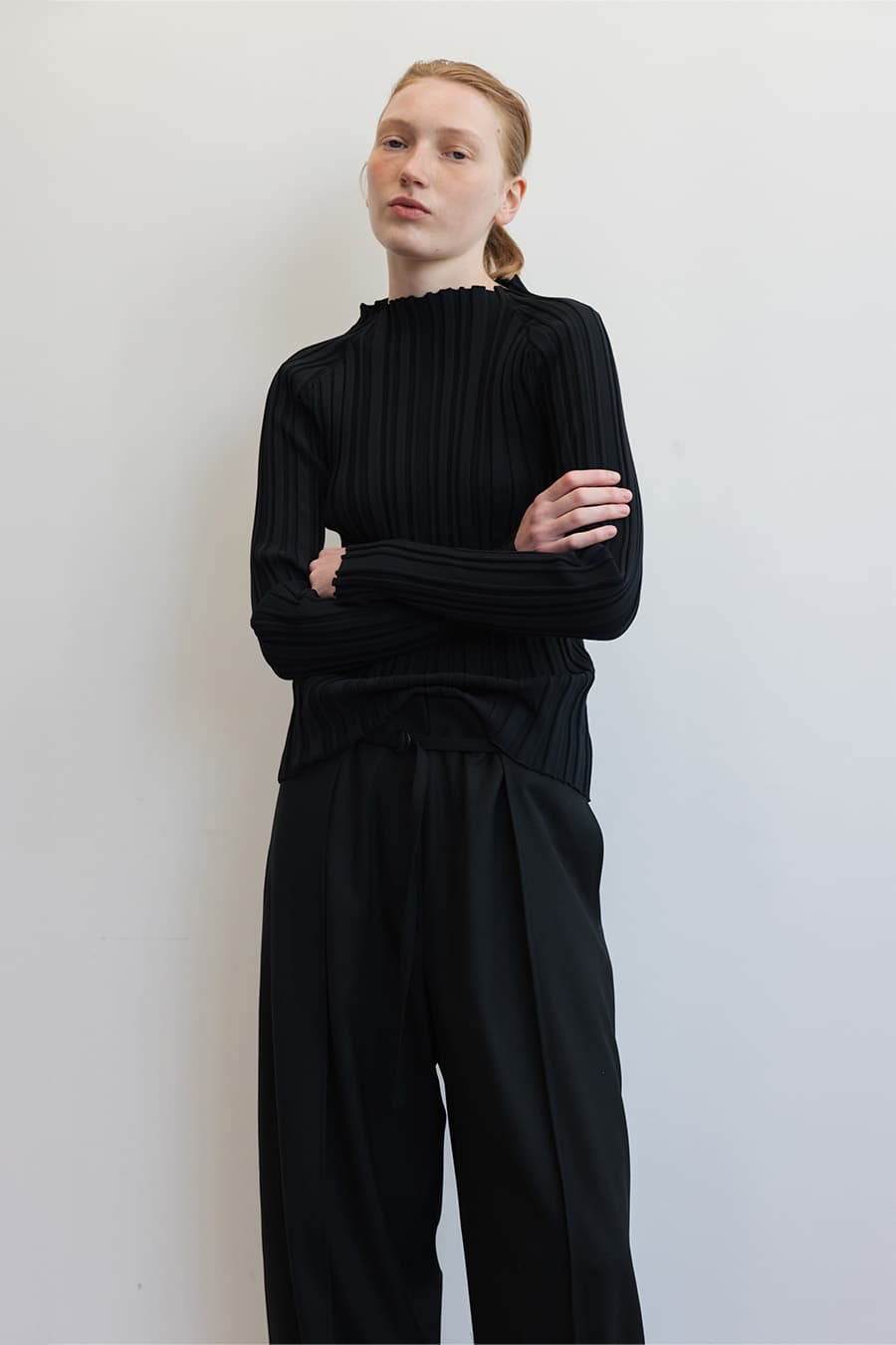 MILLIE KNIT MOCKNECK TOP [BLACK]