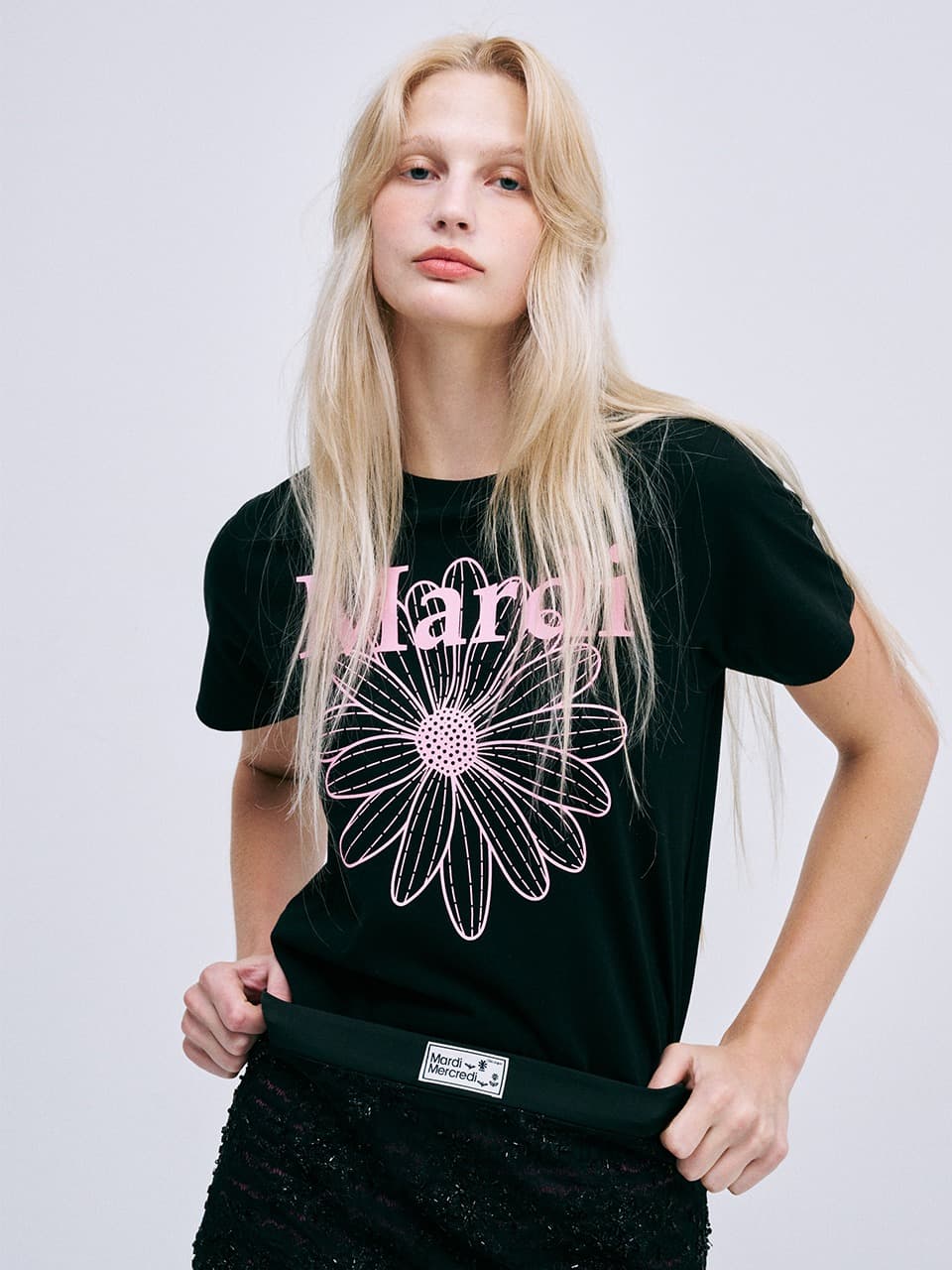 SLIM TSHIRT FLOWERMARDI_BLACK PINK