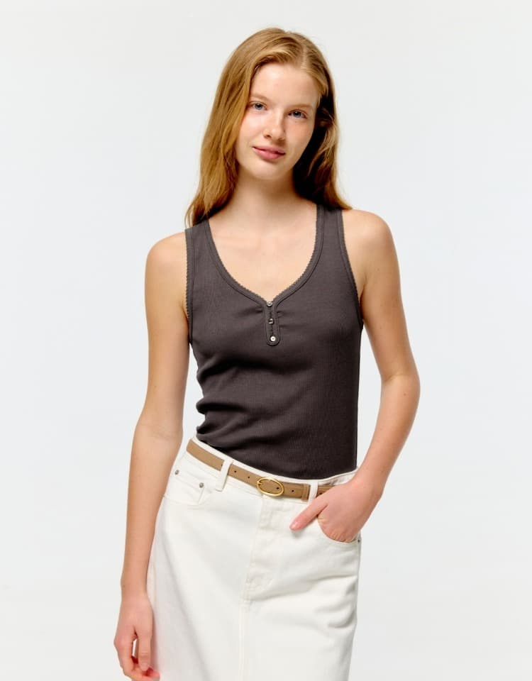 pincoat henley neck sleeveless - brown