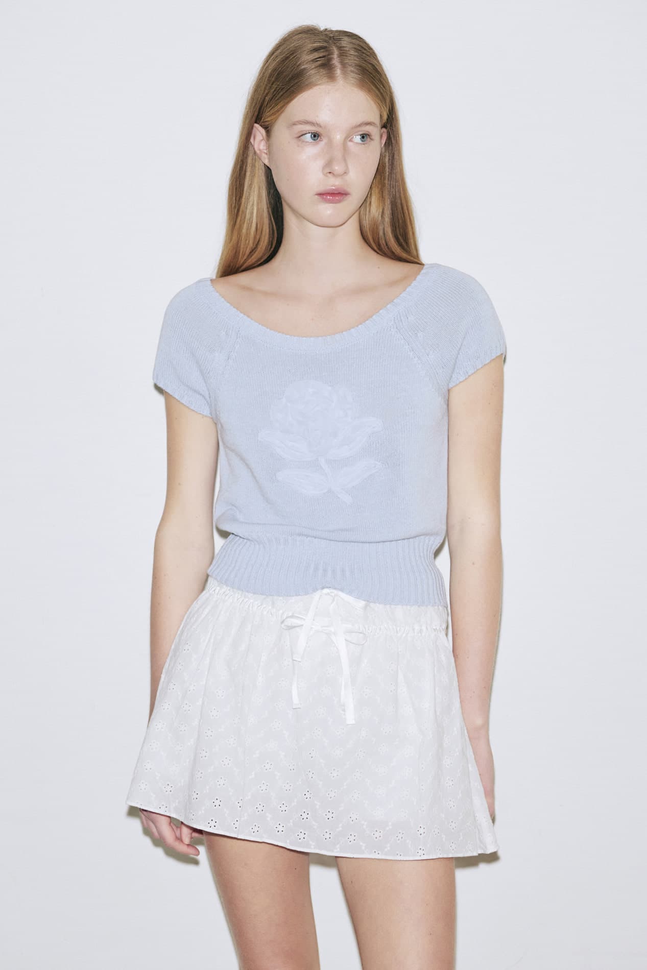 Flower Raglan Knit (Soft Blue)