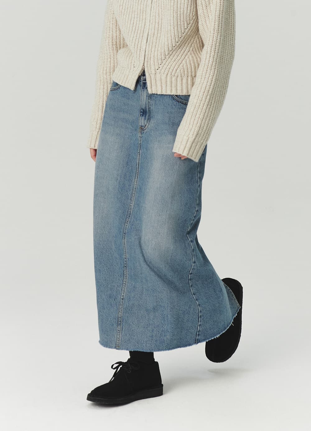 Rear-Slit Denim Long Skirt - Mid Blue