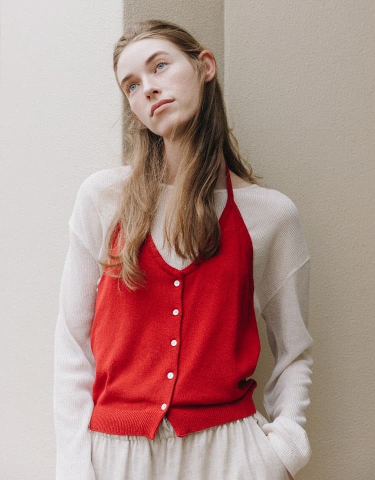 halter knit sleeveless top - red