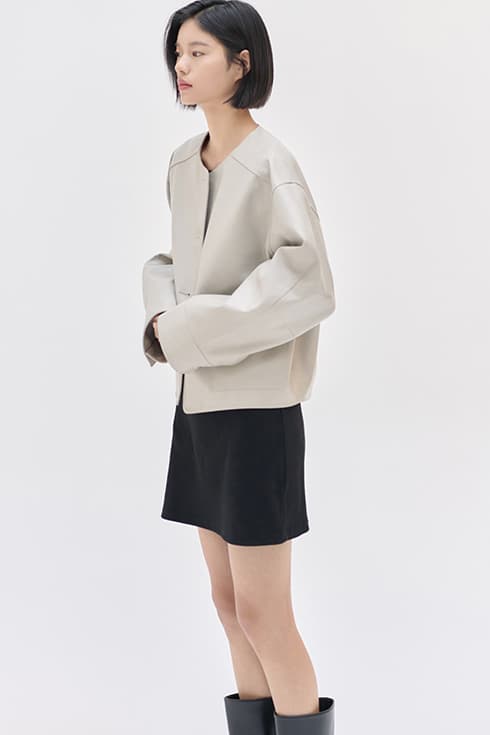25SN collarless leather crop jacket [ECRU]
