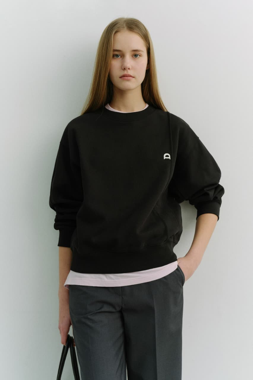UNISEX DUNST LOGO CREASE SWEATSHIRT BLACK_UDTS6A103BK