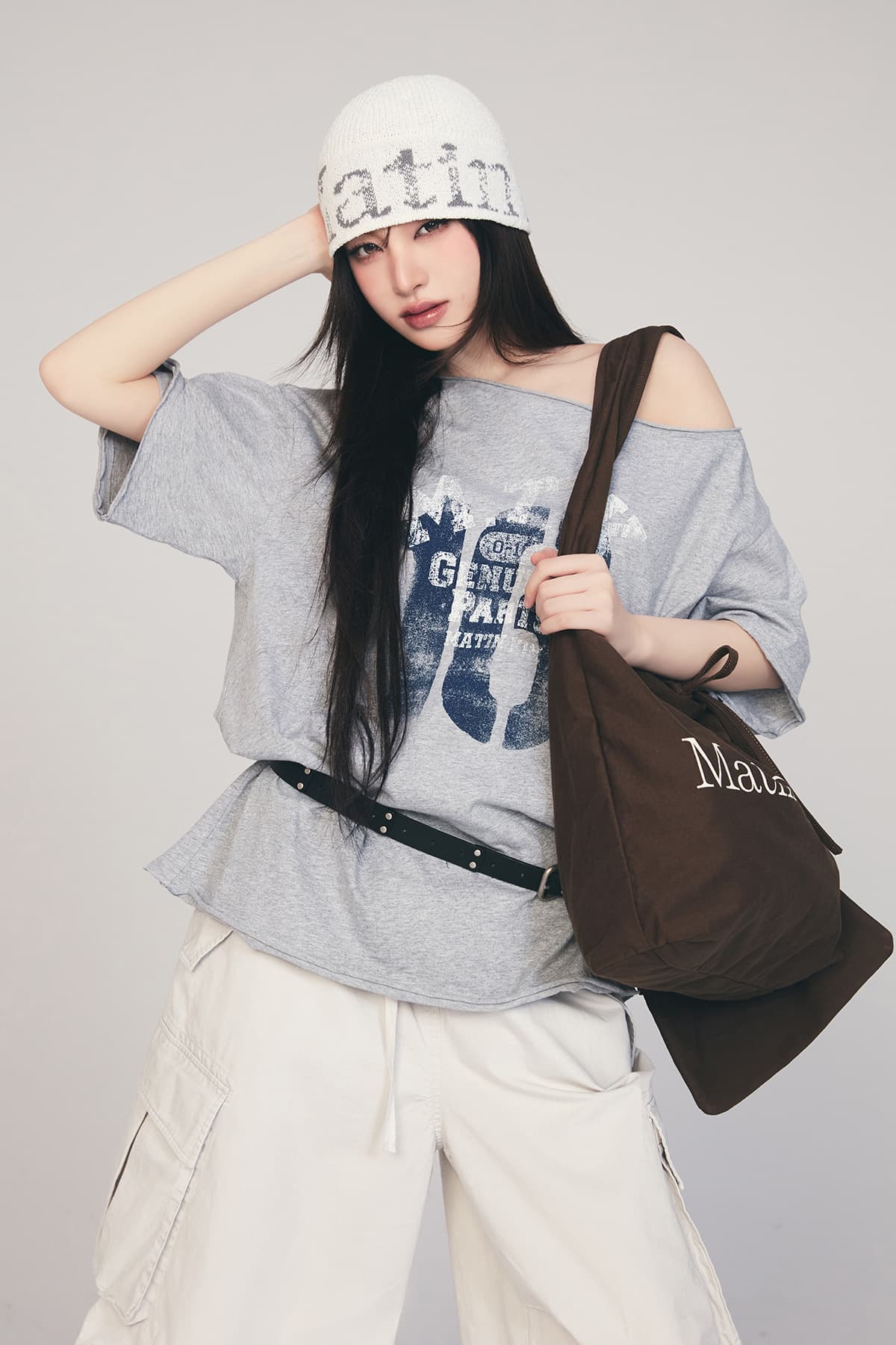 MTK 16 GRAFFITI LOGO ASYMMETRIC TOP IN GREY
