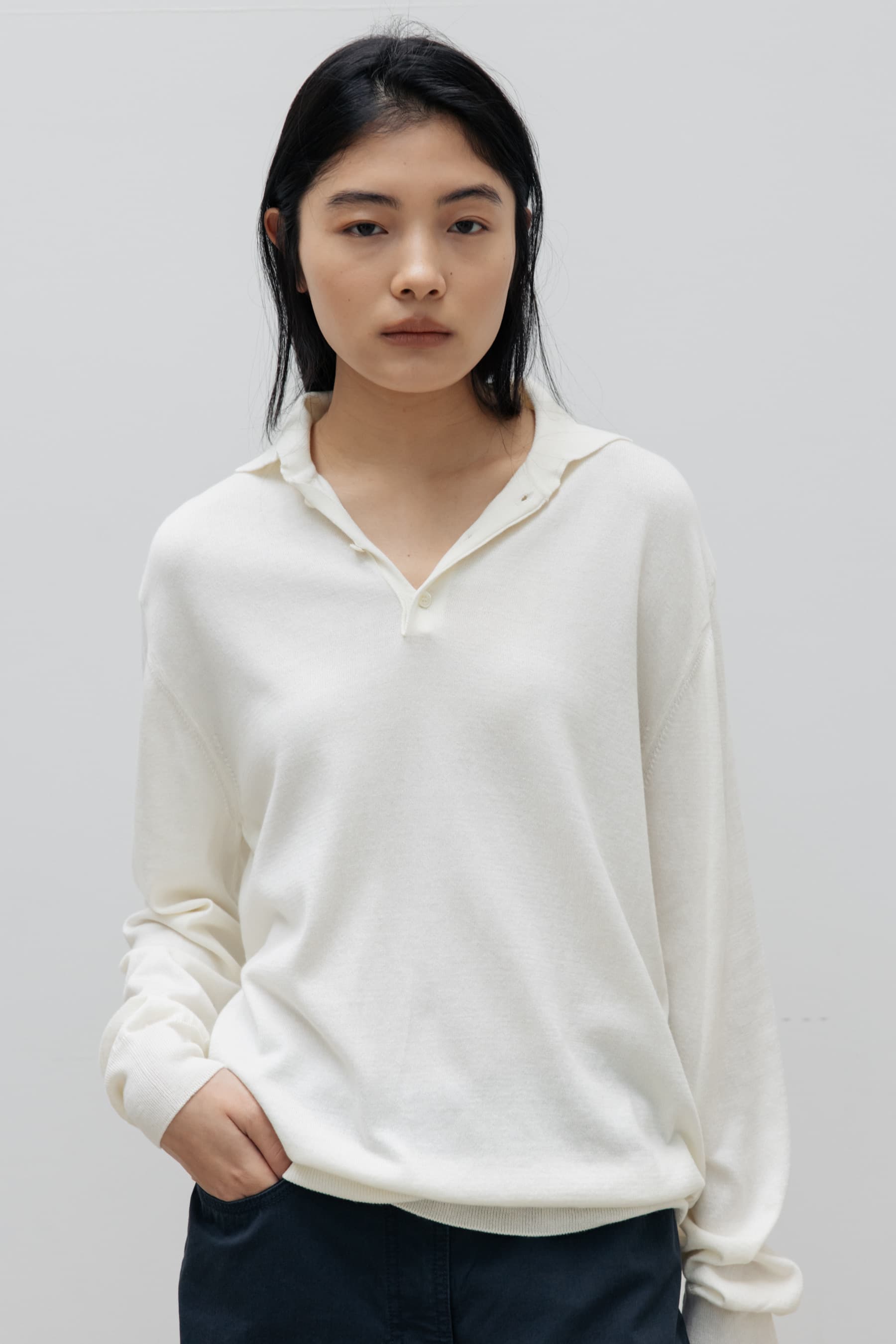 Cotton Loose Collar Knit (Ivory)