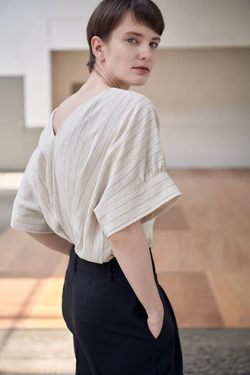 22MN dolman sleeve blouse [BE]