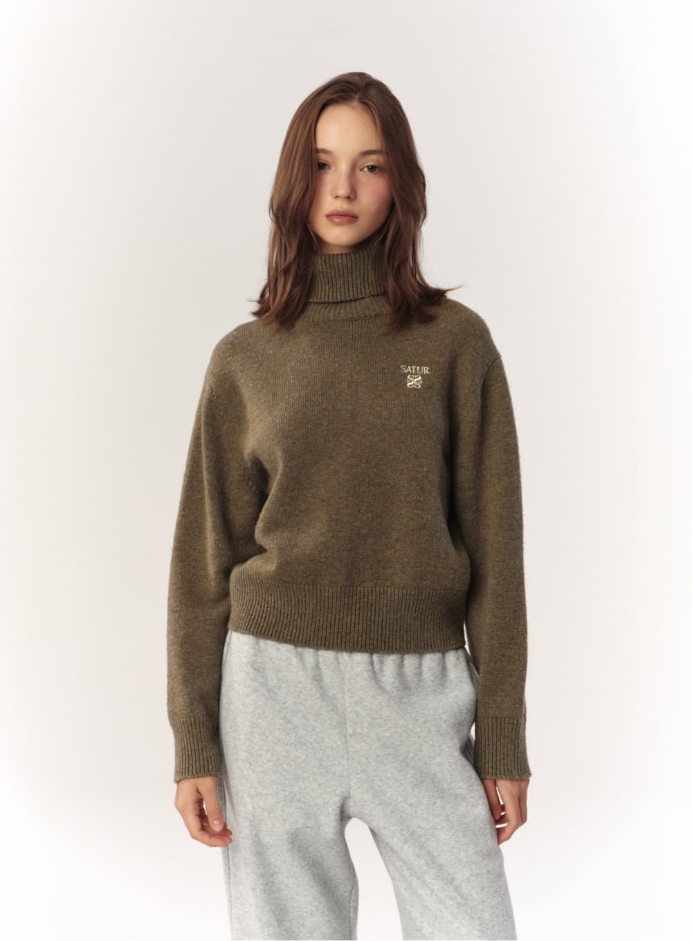 (W) Classic Turtle Neck Knit - Khaki