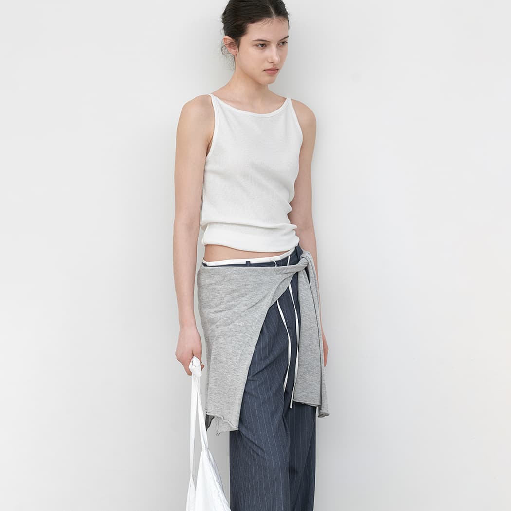 (Z-T-6930)ESSENTIAL SOLID SLEEVELESS TEE