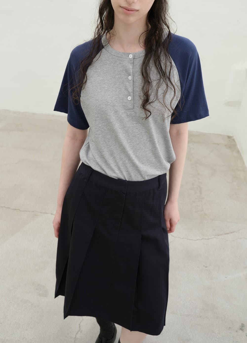 Weekend Raglan Henley T-shirt - Melange Grey