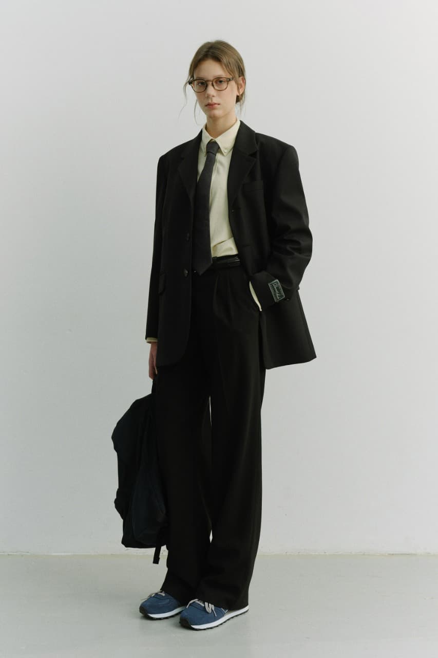 UNISEX 3 BUTTON WOOL BLAZER BLACK_UDJA6A103BK