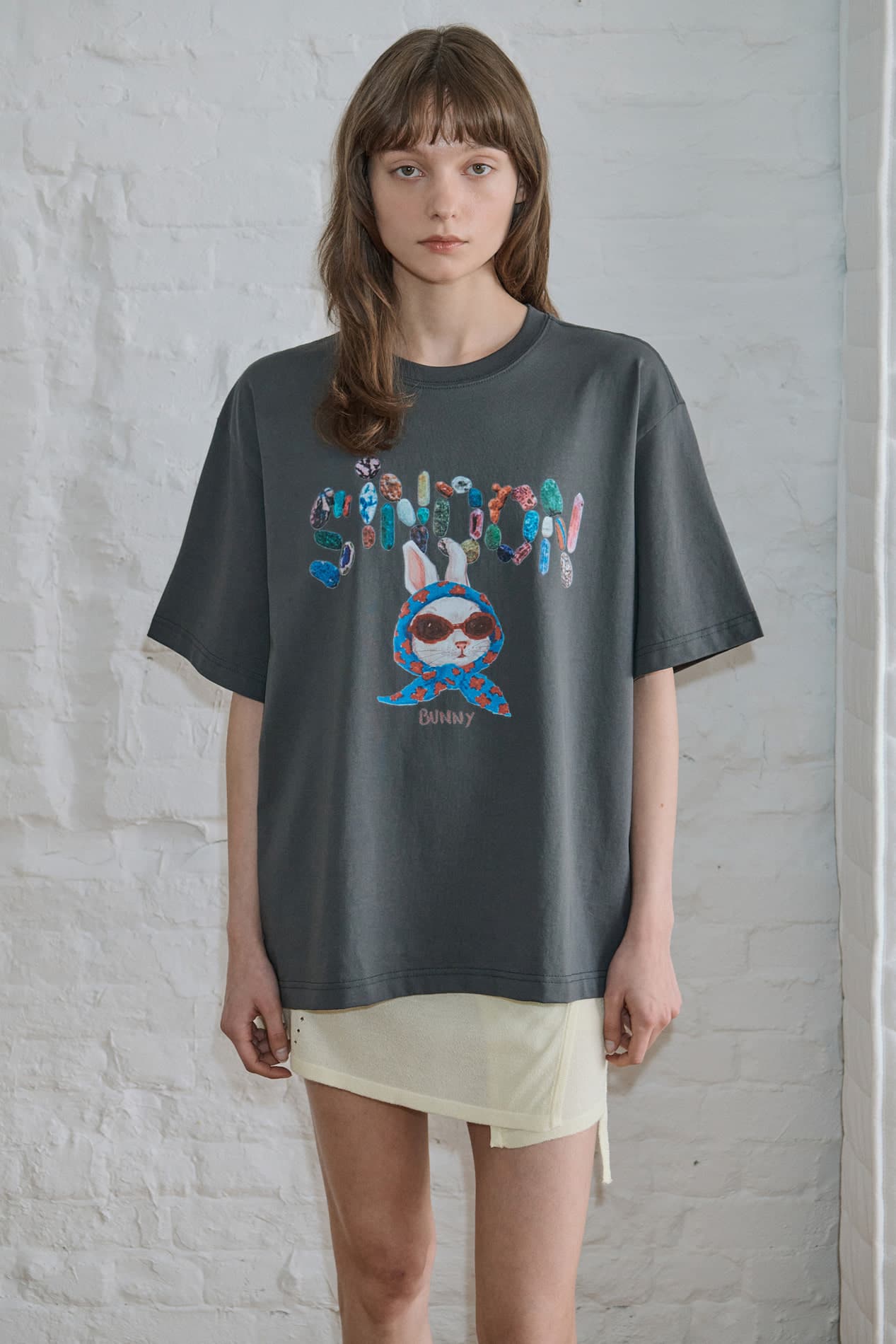 Sinoon Bunny T-Shirt (Charcoal)