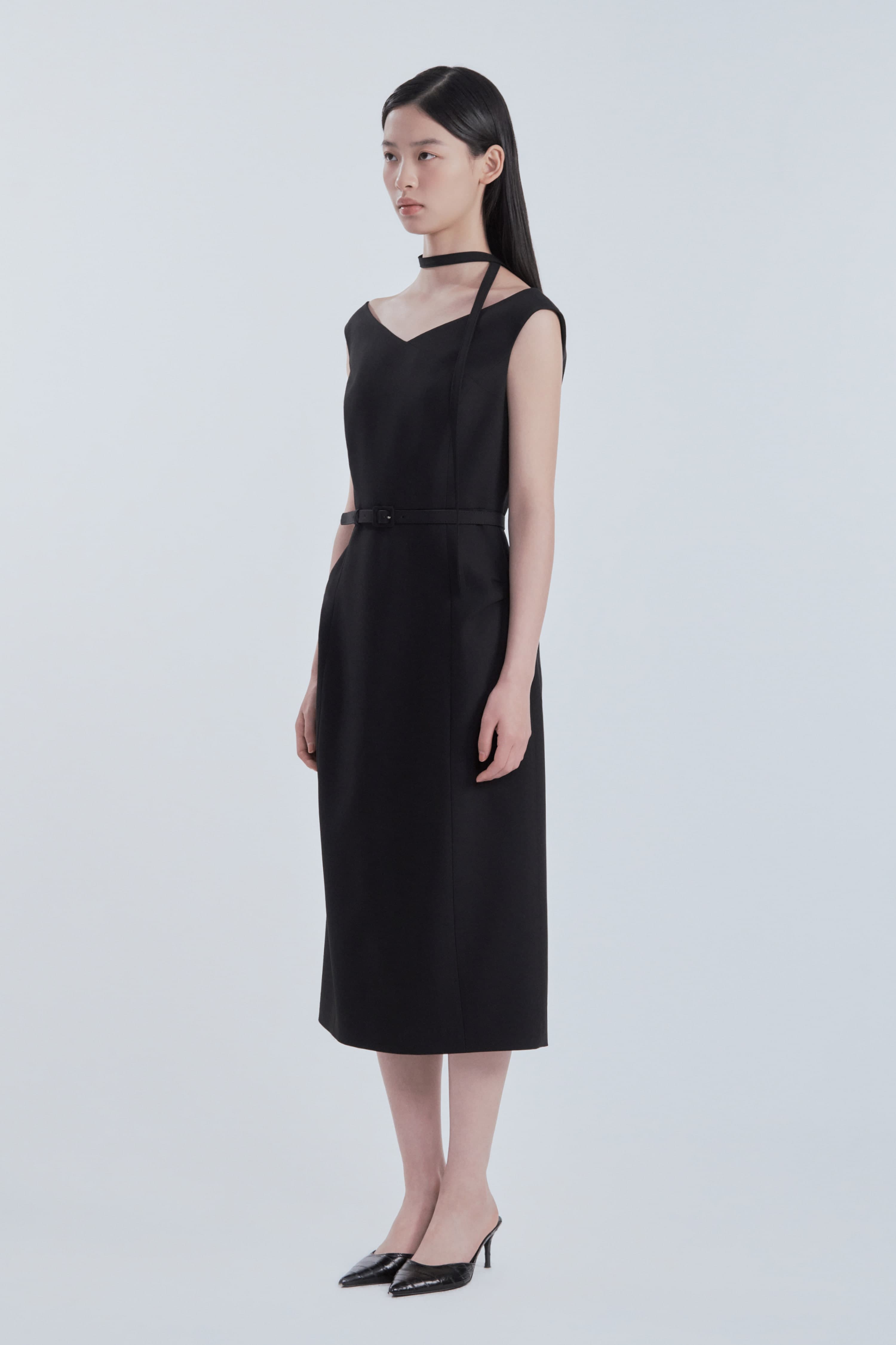 Sienna Semi Off-Shoulder Maxi Dress - Black