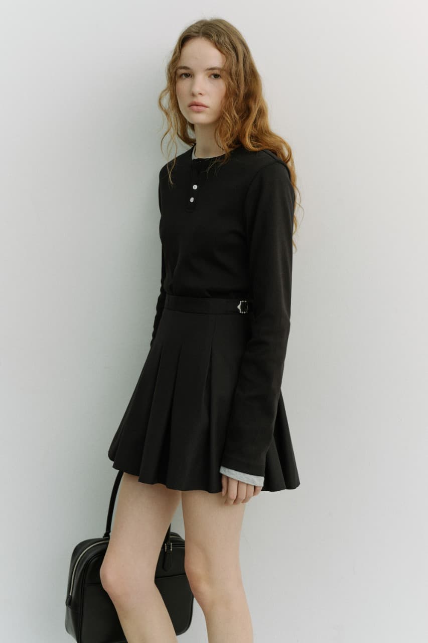 PLEATS MINI SKIRT BLACK_UDSK6A202BK