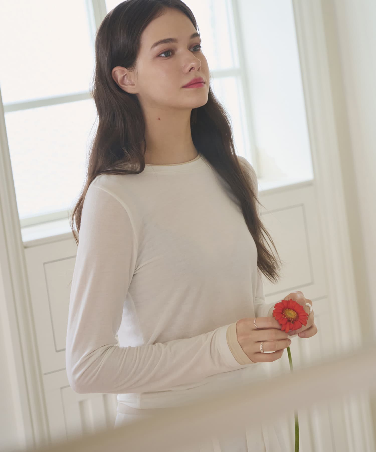 내추럴 레이어드 롱 슬리브 티셔츠 [IVORY]