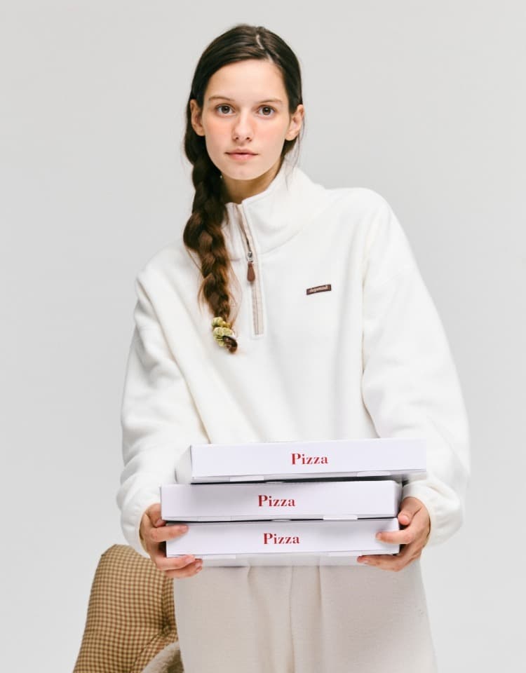 box logo fleece half zip up - ivory