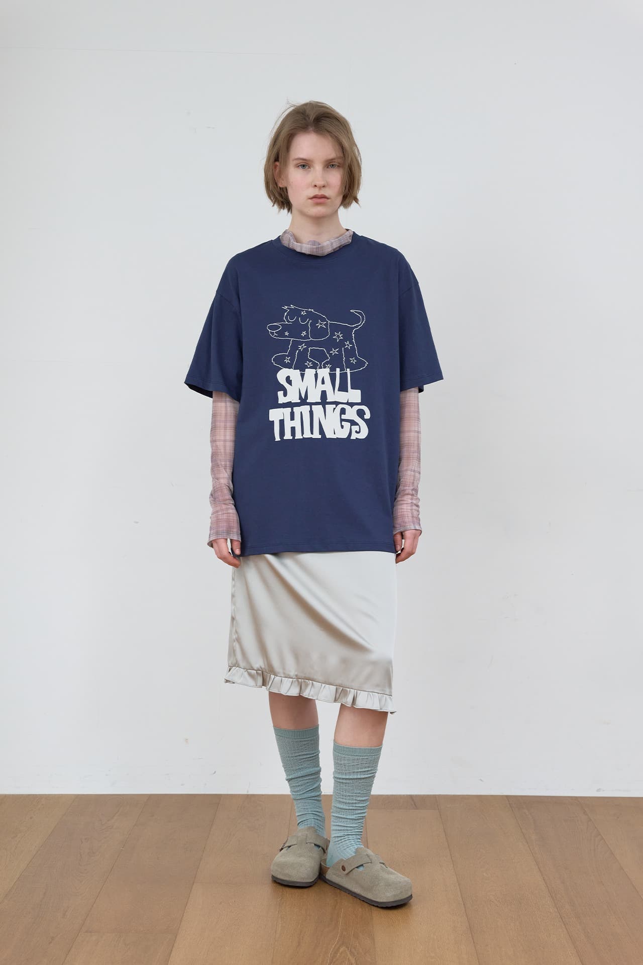 SMALL THINGS GRAPHIC T-SHIRT_NAVY