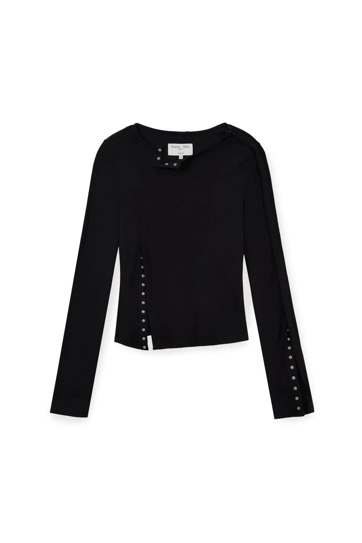 SNAP DETAIL SLIM TOP IN BLACK