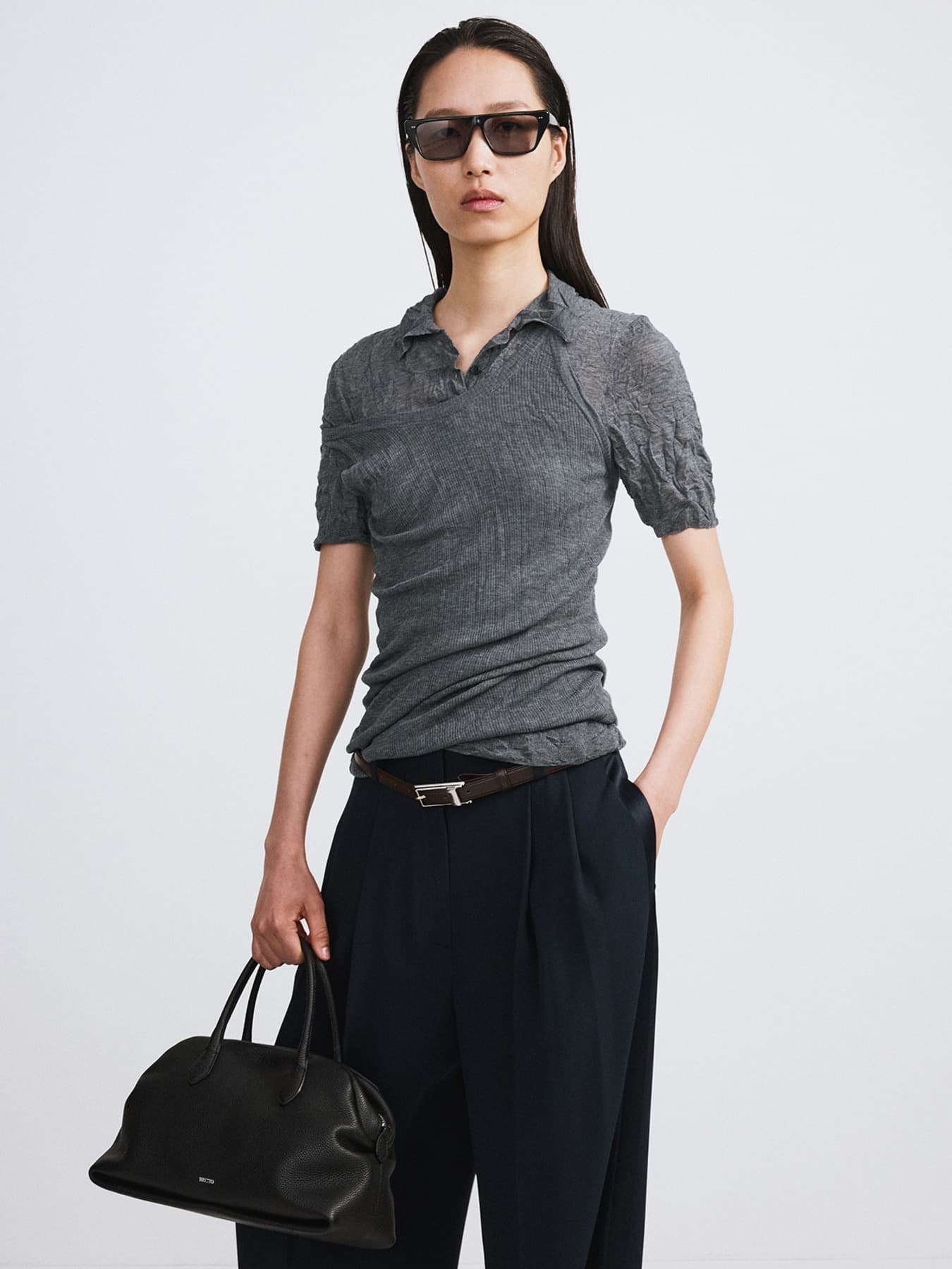 CREASE POLO KNIT TOP (COOL GREY)