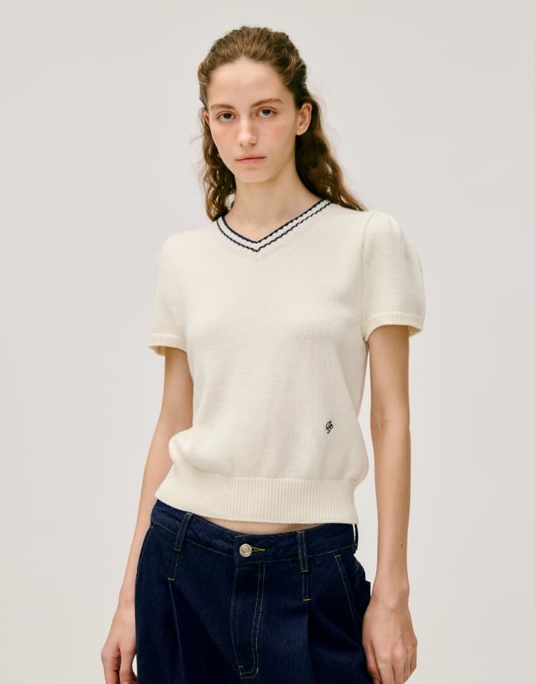 v neck half sleeve pullover - ivory