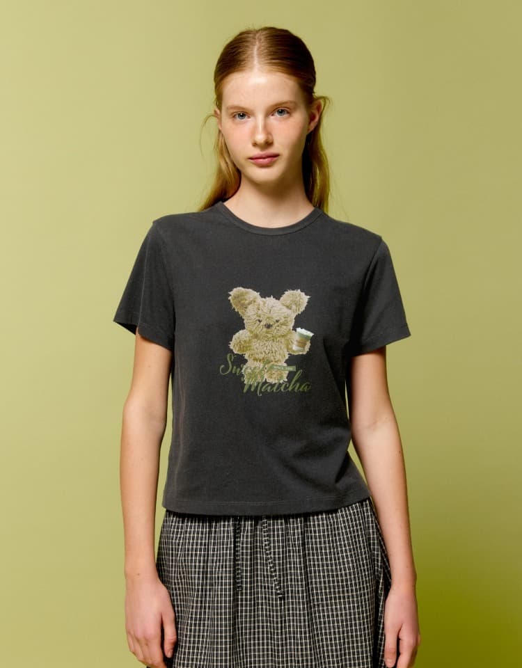 matcha latte danny t-shirt - charcoal