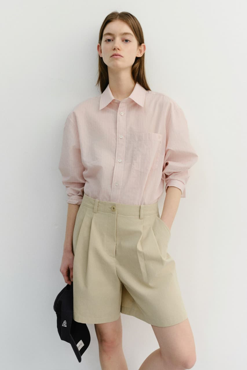 DOUBLE PLEATED BERMUDA SHORTS BEIGE_UDPA6B244I2