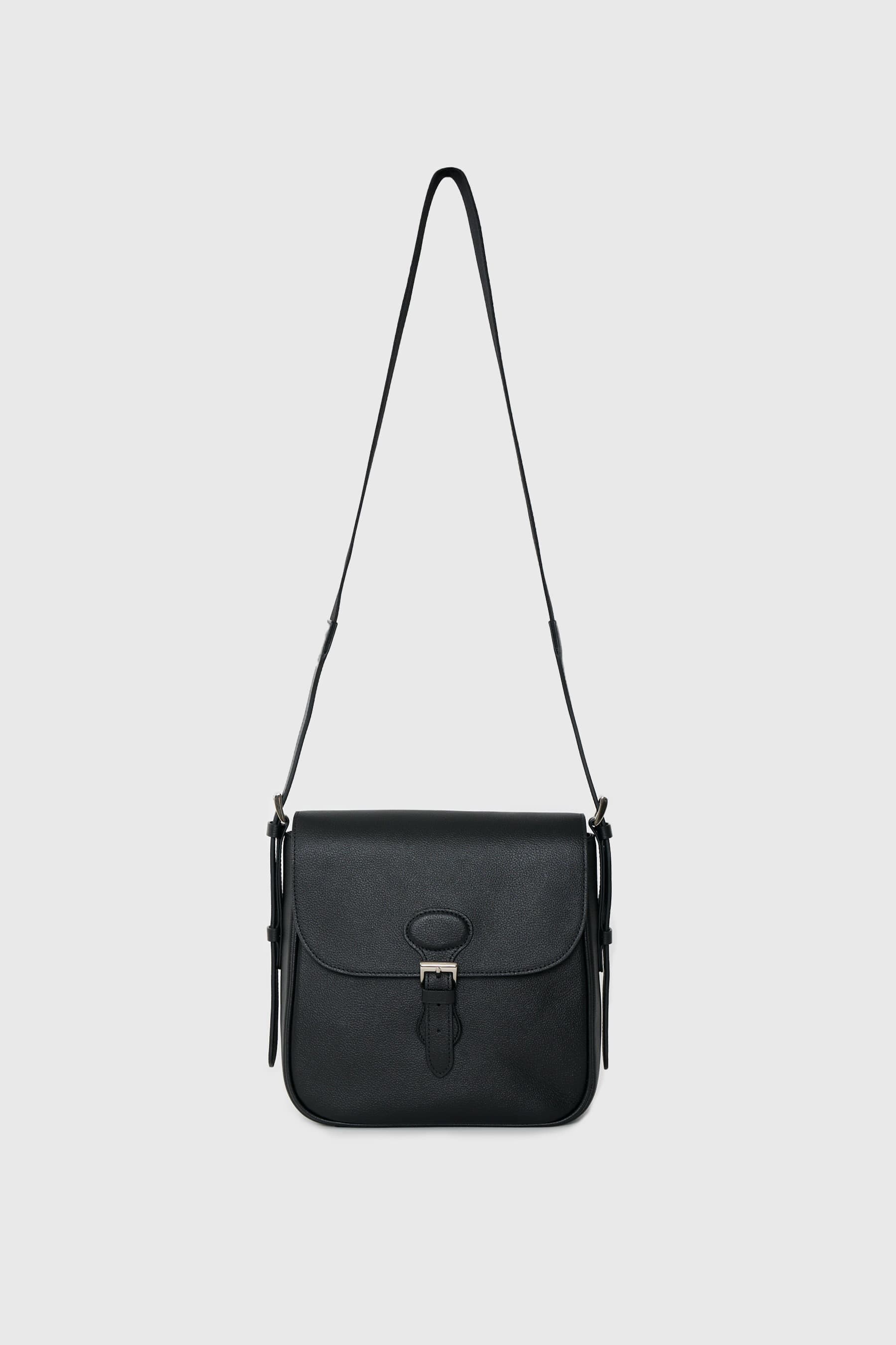 Acorn Bag (Black)