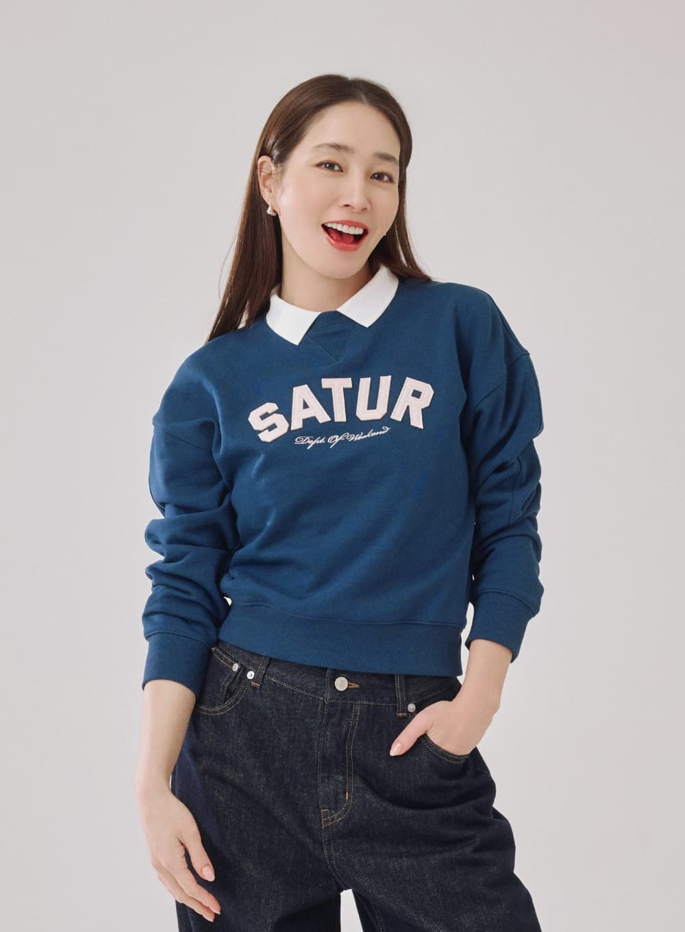 (W) Lugo Basic Crop Sweatshirt - Navy