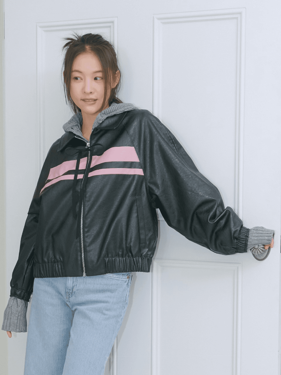 RIBBON LEATHER BOMBER JACKET (BLACK)
