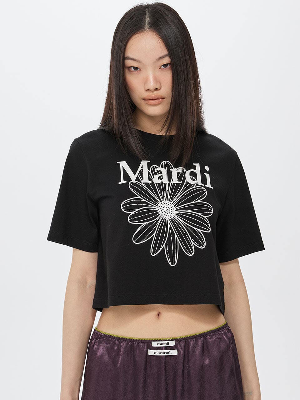 CROPPED BASIC TSHIRT FLOWERMARDI_BLACK WHITE