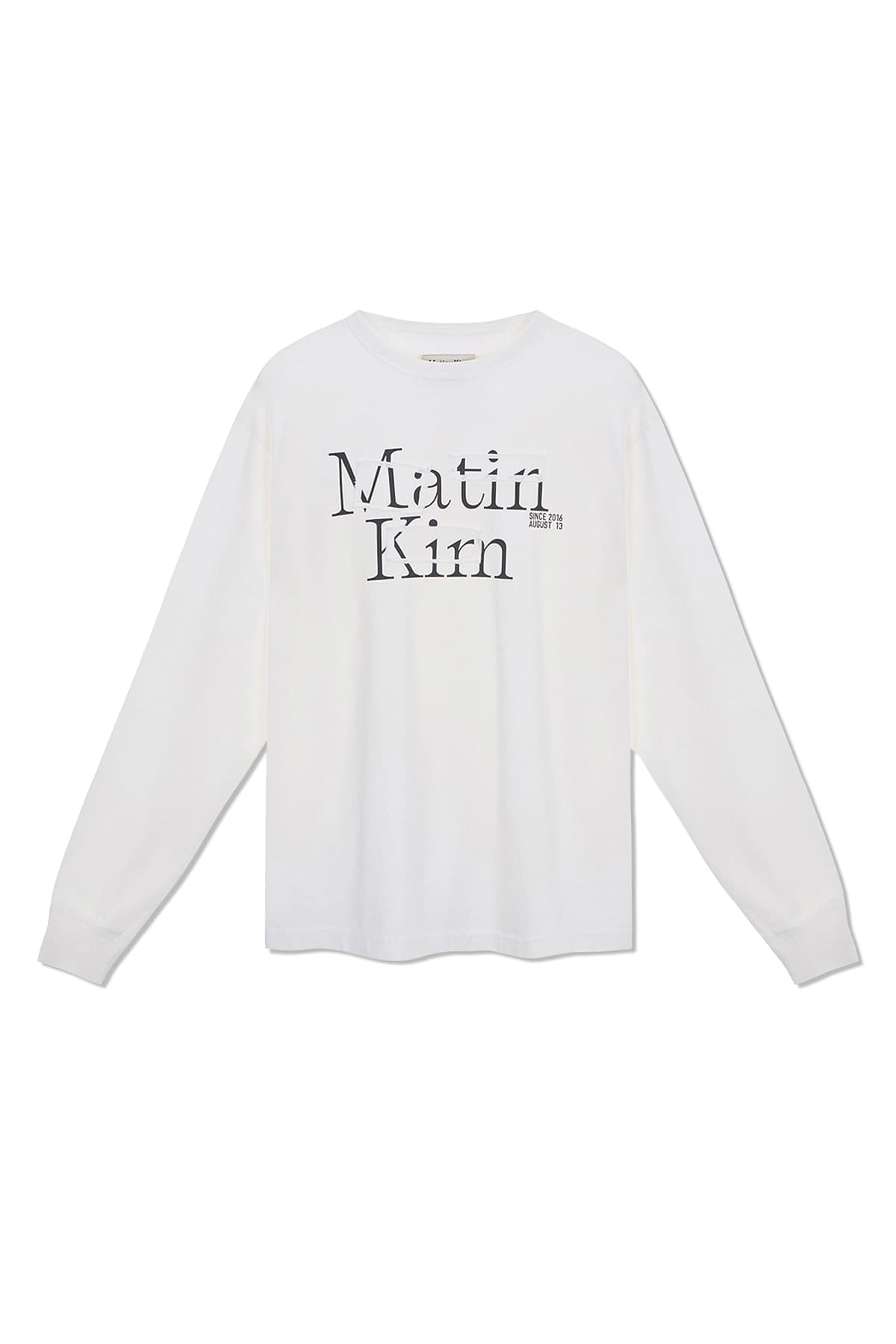 PATCH GRAPHIC LONG SLEEVE TOP IN WHITE