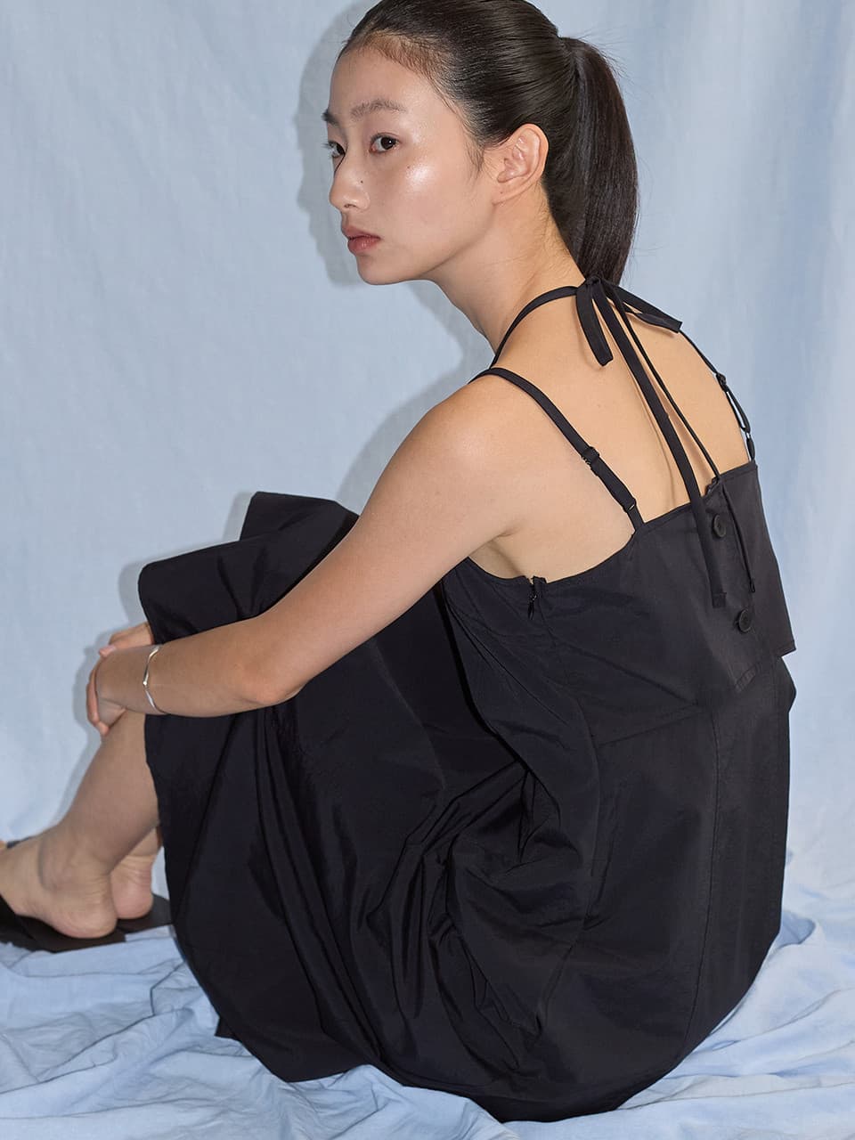 나일론 리본 스트랩 롱 원피스_BLACK