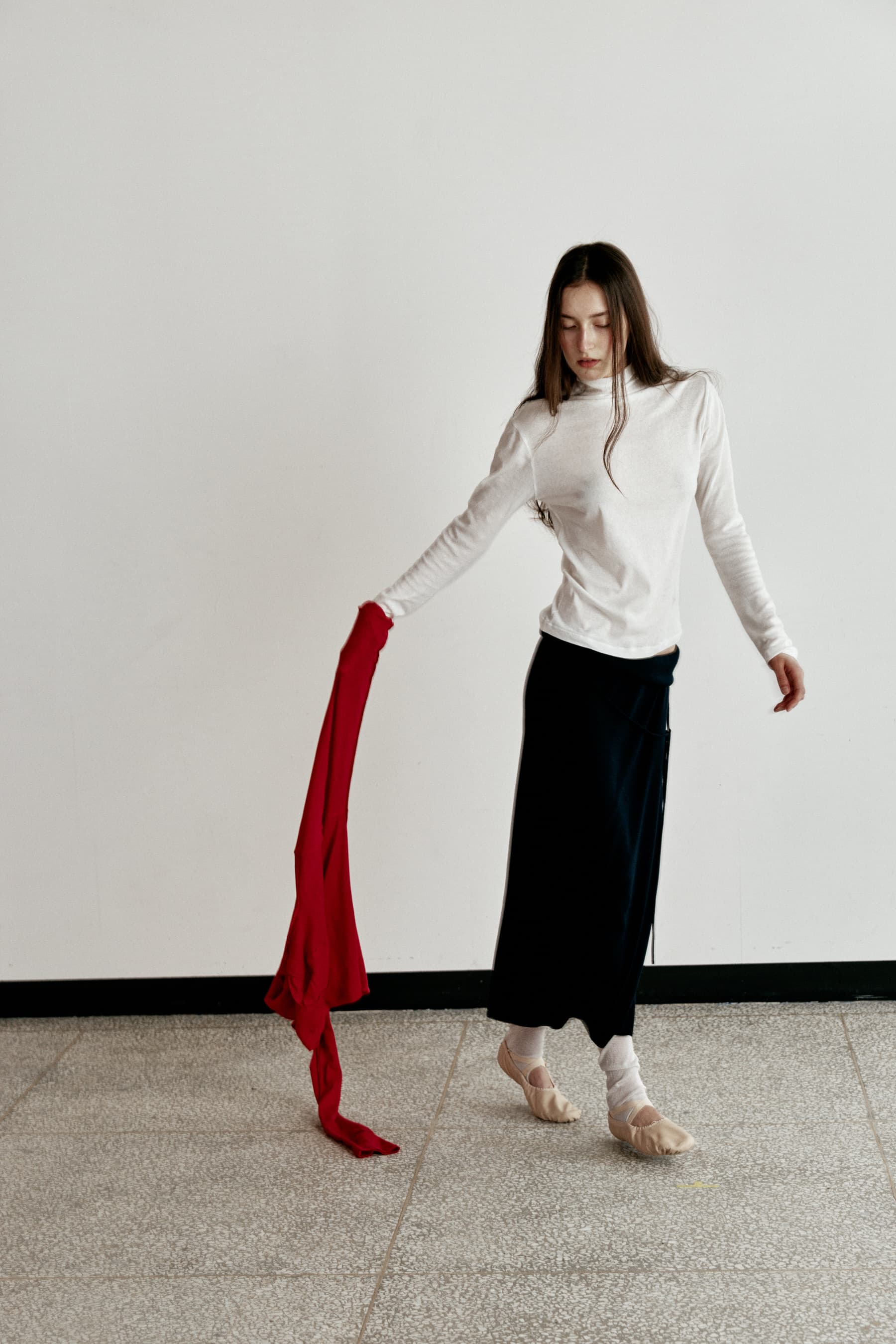 CASHMERE TURTLENECK TOP [WHITE]